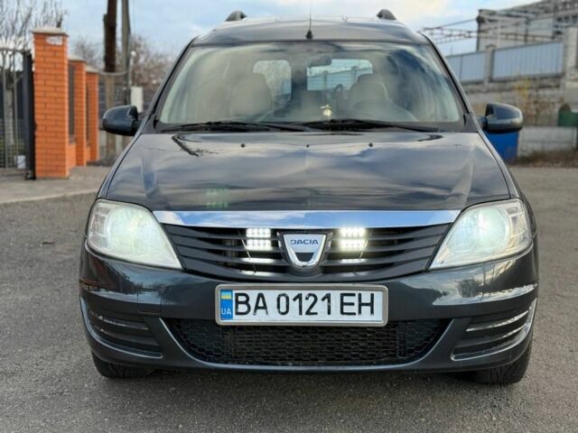 Серый Дачия Логан, объемом двигателя 1.5 л и пробегом 320 тыс. км за 4500 $, фото 10 на Automoto.ua