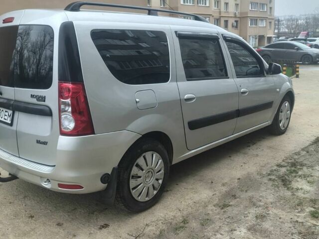 Сірий Дачія Logan, об'ємом двигуна 1.6 л та пробігом 245 тис. км за 4100 $, фото 3 на Automoto.ua