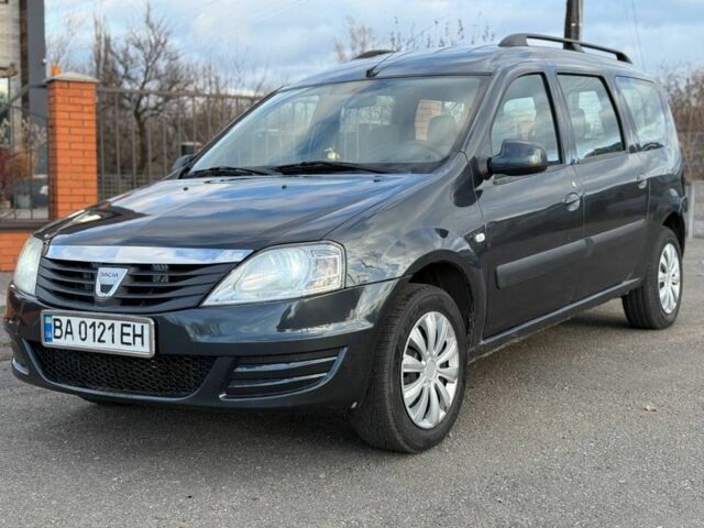 Серый Дачия Логан, объемом двигателя 1.5 л и пробегом 320 тыс. км за 4500 $, фото 3 на Automoto.ua