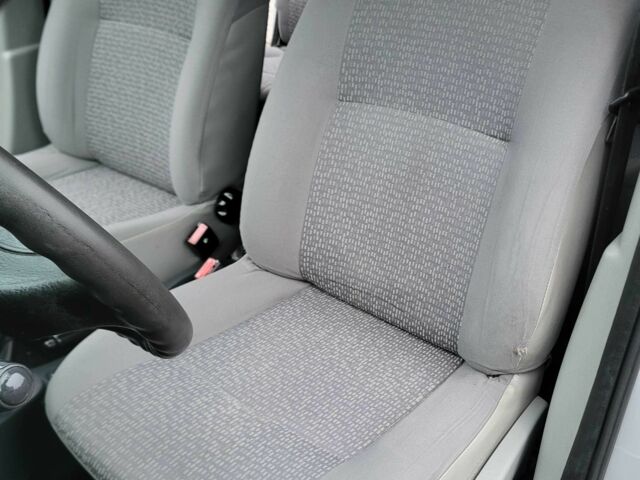 Серый Дачия Логан, объемом двигателя 1.6 л и пробегом 164 тыс. км за 5300 $, фото 11 на Automoto.ua