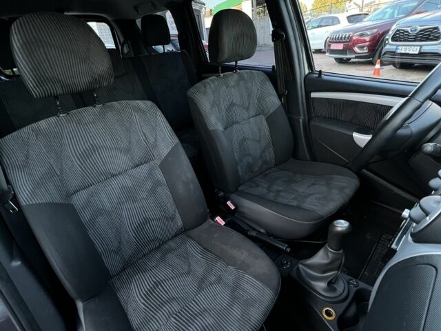 Серый Дачия Логан, объемом двигателя 1.6 л и пробегом 187 тыс. км за 5300 $, фото 5 на Automoto.ua