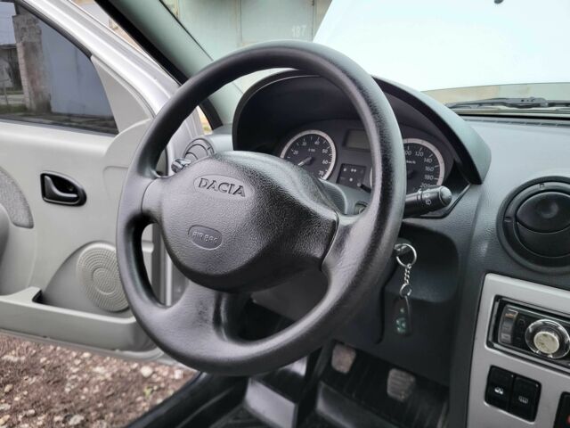 Серый Дачия Логан, объемом двигателя 1.6 л и пробегом 164 тыс. км за 5300 $, фото 14 на Automoto.ua