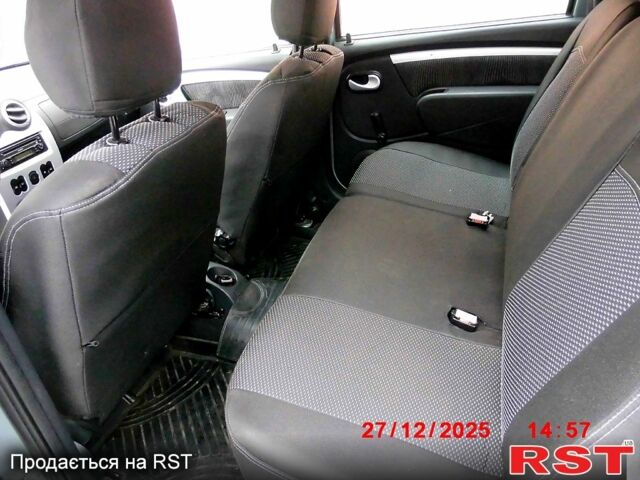 Серый Дачия Логан, объемом двигателя 1.6 л и пробегом 168 тыс. км за 6000 $, фото 4 на Automoto.ua