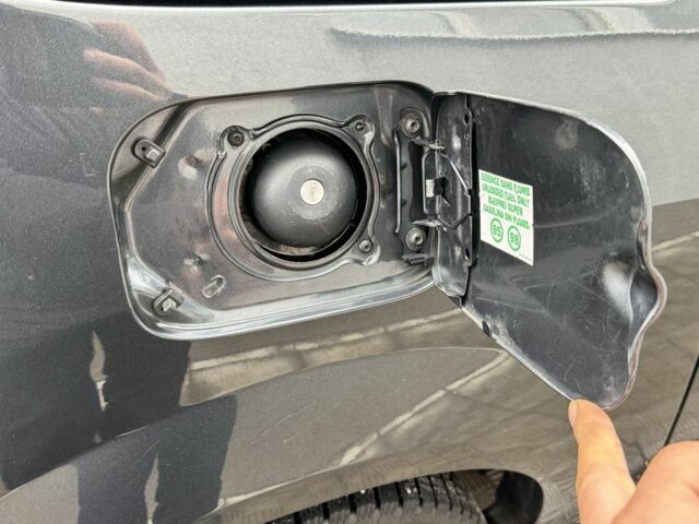 Серый Дачия Логан, объемом двигателя 1.6 л и пробегом 114 тыс. км за 6200 $, фото 22 на Automoto.ua