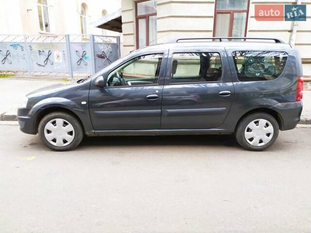 Серый Дачия Логан, объемом двигателя 1.6 л и пробегом 220 тыс. км за 5750 $, фото 2 на Automoto.ua