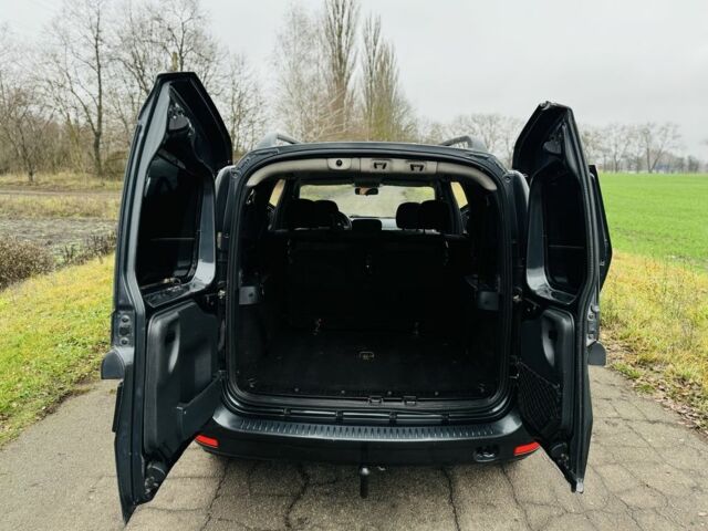 Сірий Дачія Logan, об'ємом двигуна 1.6 л та пробігом 78 тис. км за 8200 $, фото 14 на Automoto.ua