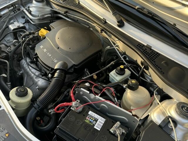 Серый Дачия Логан, объемом двигателя 1.6 л и пробегом 180 тыс. км за 5999 $, фото 22 на Automoto.ua