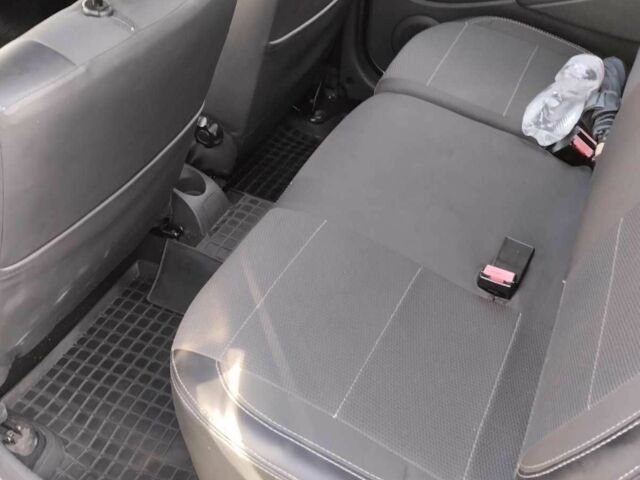 Сірий Дачія Logan, об'ємом двигуна 1.6 л та пробігом 123 тис. км за 6300 $, фото 4 на Automoto.ua