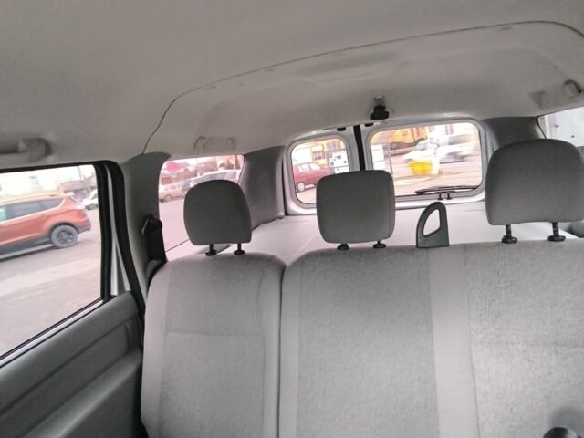 Сірий Дачія Logan, об'ємом двигуна 1.6 л та пробігом 221 тис. км за 4850 $, фото 10 на Automoto.ua