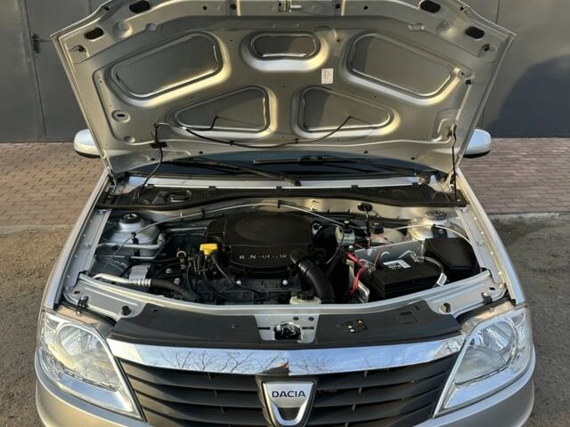 Серый Дачия Логан, объемом двигателя 1.6 л и пробегом 180 тыс. км за 5999 $, фото 17 на Automoto.ua