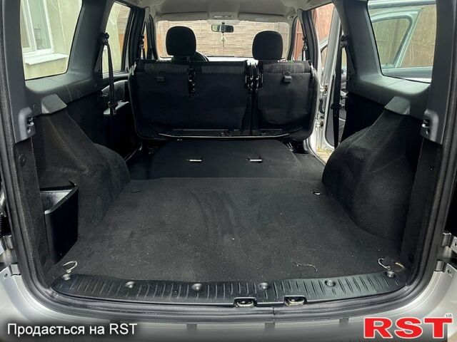 Серый Дачия Логан, объемом двигателя 1.6 л и пробегом 96 тыс. км за 6200 $, фото 10 на Automoto.ua