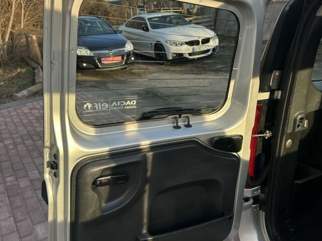 Серый Дачия Логан, объемом двигателя 1.6 л и пробегом 180 тыс. км за 5999 $, фото 7 на Automoto.ua