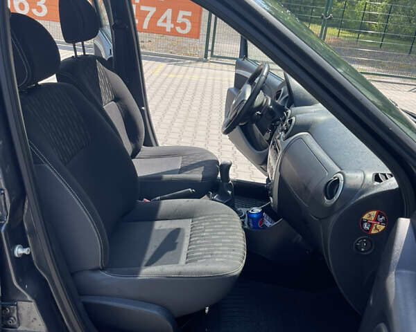 Серый Дачия Логан, объемом двигателя 1.5 л и пробегом 168 тыс. км за 6600 $, фото 22 на Automoto.ua