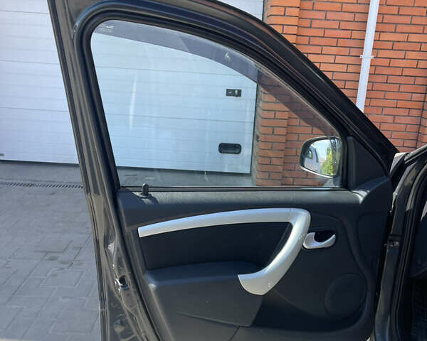 Серый Дачия Логан, объемом двигателя 1.5 л и пробегом 168 тыс. км за 6600 $, фото 39 на Automoto.ua