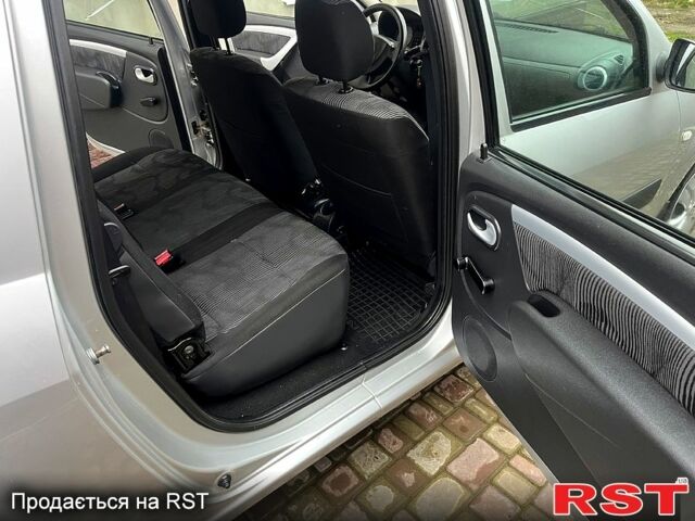 Серый Дачия Логан, объемом двигателя 1.6 л и пробегом 96 тыс. км за 6200 $, фото 12 на Automoto.ua