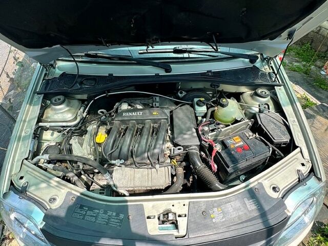 Сірий Дачія Logan, об'ємом двигуна 1.6 л та пробігом 211 тис. км за 5400 $, фото 1 на Automoto.ua