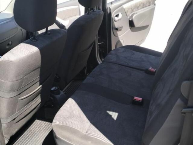 Серый Дачия Логан, объемом двигателя 1.6 л и пробегом 184 тыс. км за 6800 $, фото 20 на Automoto.ua