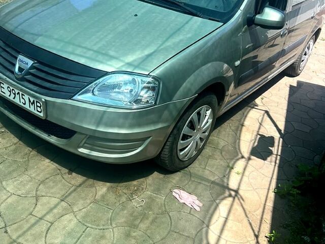 Сірий Дачія Logan, об'ємом двигуна 1.6 л та пробігом 211 тис. км за 5400 $, фото 2 на Automoto.ua