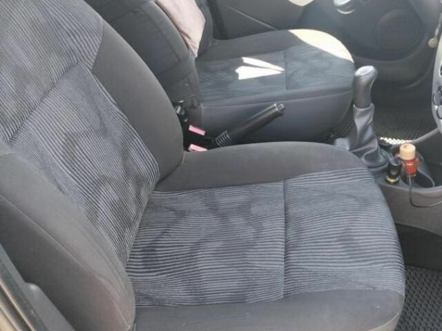 Серый Дачия Логан, объемом двигателя 1.6 л и пробегом 184 тыс. км за 6800 $, фото 17 на Automoto.ua