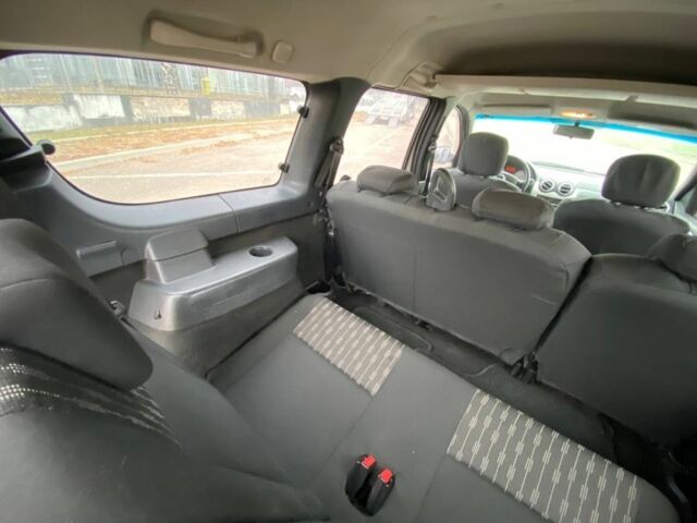 Сірий Дачія Logan, об'ємом двигуна 1.5 л та пробігом 190 тис. км за 6500 $, фото 22 на Automoto.ua