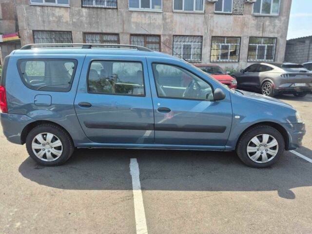 Серый Дачия Логан, объемом двигателя 1.6 л и пробегом 140 тыс. км за 7700 $, фото 1 на Automoto.ua