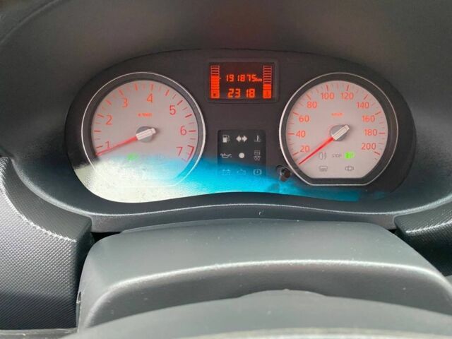 Сірий Дачія Logan, об'ємом двигуна 1.5 л та пробігом 190 тис. км за 6500 $, фото 19 на Automoto.ua