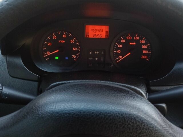 Синий Дачия Логан, объемом двигателя 1.4 л и пробегом 450 тыс. км за 1850 $, фото 5 на Automoto.ua