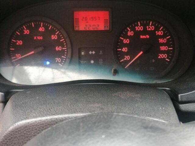 Синий Дачия Логан, объемом двигателя 1.4 л и пробегом 281 тыс. км за 1500 $, фото 6 на Automoto.ua