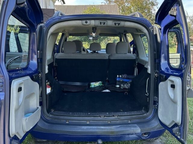 Синій Дачія Logan, об'ємом двигуна 0 л та пробігом 1000 тис. км за 4500 $, фото 3 на Automoto.ua