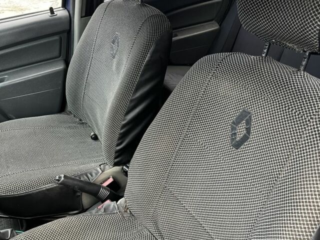 Синий Дачия Логан, объемом двигателя 1.4 л и пробегом 200 тыс. км за 2700 $, фото 7 на Automoto.ua