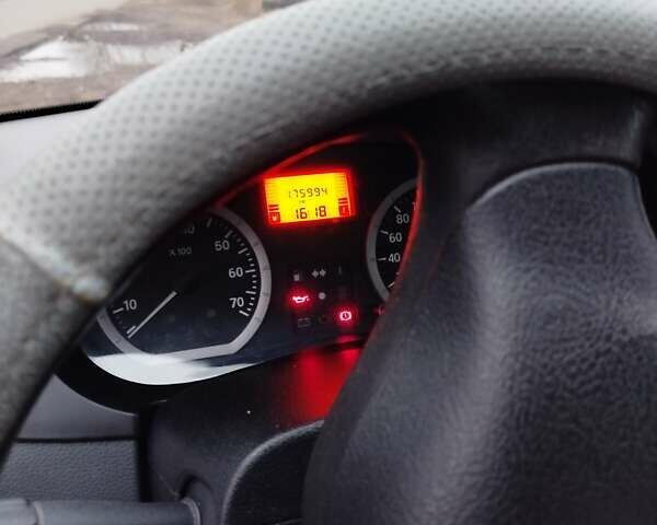 Синій Дачія Logan, об'ємом двигуна 1.6 л та пробігом 175 тис. км за 3600 $, фото 8 на Automoto.ua