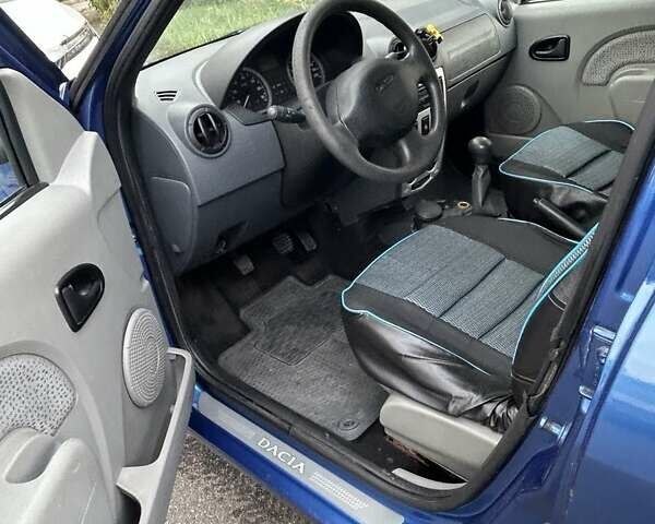 Дачія Logan 2005 у Києві на Automoto.ua Синій Дачія Logan, об'ємом двигуна 1.4 л та пробігом 180 тис. км за 3000 $, фото 4 на Automoto.ua