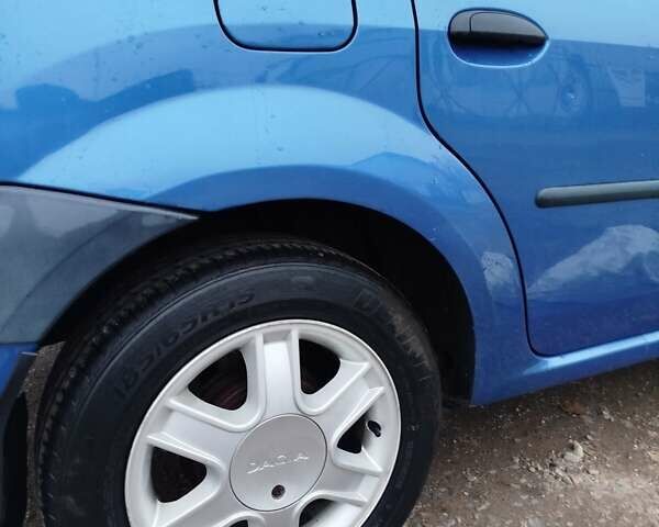 Синій Дачія Logan, об'ємом двигуна 1.6 л та пробігом 175 тис. км за 3600 $, фото 9 на Automoto.ua