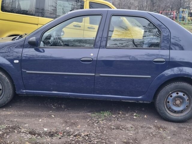 Синий Дачия Логан, объемом двигателя 1.6 л и пробегом 296 тыс. км за 2400 $, фото 2 на Automoto.ua