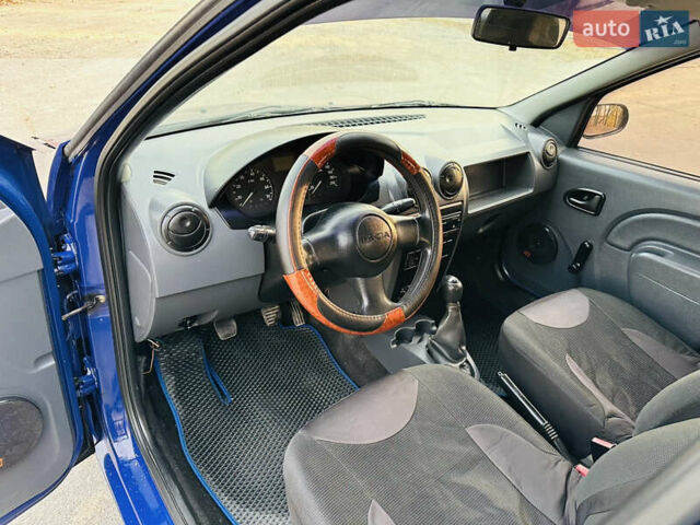 Синій Дачія Logan, об'ємом двигуна 1.39 л та пробігом 200 тис. км за 2500 $, фото 14 на Automoto.ua