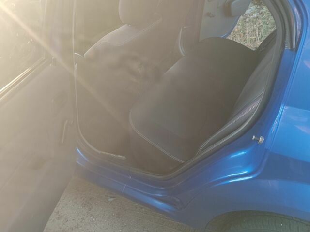 Синий Дачия Логан, объемом двигателя 1.4 л и пробегом 106 тыс. км за 3500 $, фото 6 на Automoto.ua