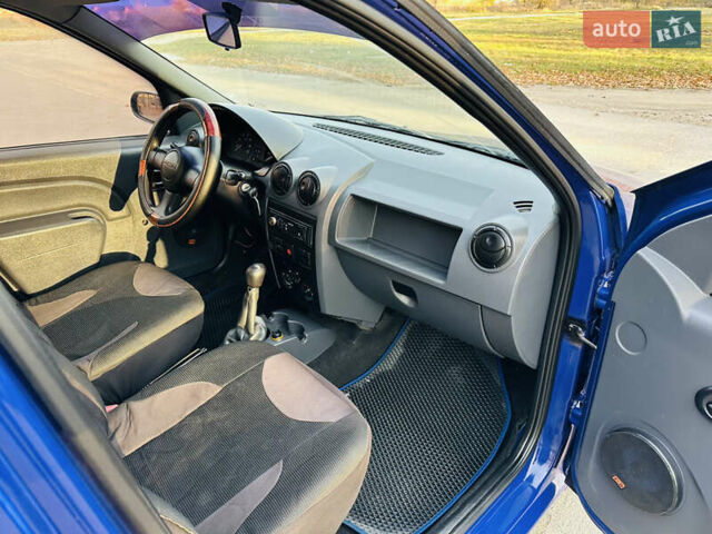 Дачия Логан 2006 в Умани на Automoto.ua Синий Дачия Логан, объемом двигателя 1.4 л и пробегом 200 тыс. км за 2500 $, фото 22 на Automoto.ua
