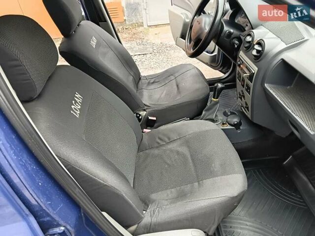 Синій Дачія Logan, об'ємом двигуна 1.6 л та пробігом 290 тис. км за 2650 $, фото 16 на Automoto.ua