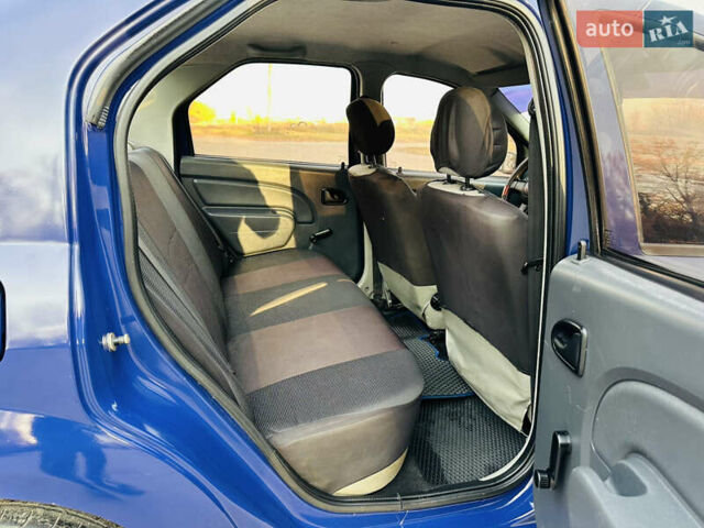 Дачия Логан 2006 в Умани на Automoto.ua Синий Дачия Логан, объемом двигателя 1.4 л и пробегом 200 тыс. км за 2500 $, фото 18 на Automoto.ua