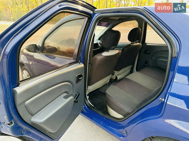 Синій Дачія Logan, об'ємом двигуна 1.39 л та пробігом 200 тис. км за 2500 $, фото 17 на Automoto.ua