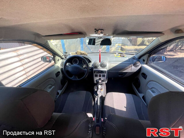 Синий Дачия Логан, объемом двигателя 1.4 л и пробегом 176 тыс. км за 3100 $, фото 6 на Automoto.ua