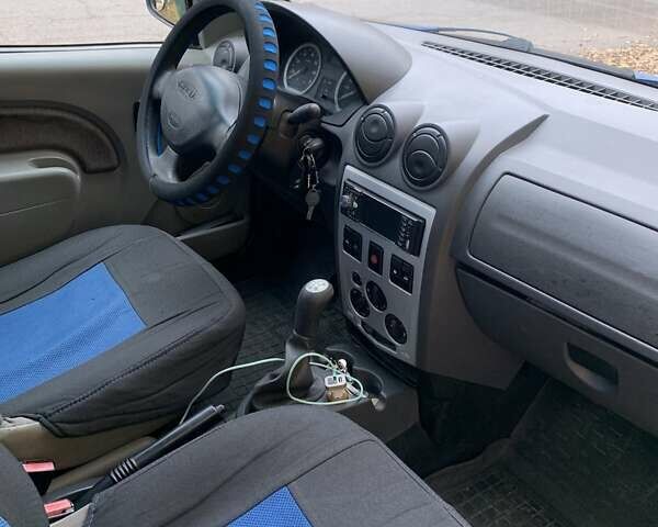 Синій Дачія Logan, об'ємом двигуна 1.6 л та пробігом 361 тис. км за 2500 $, фото 10 на Automoto.ua