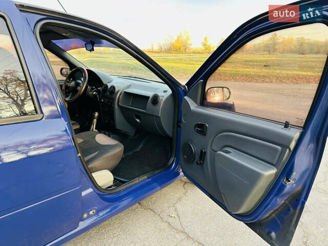 Синий Дачия Логан, объемом двигателя 1.39 л и пробегом 200 тыс. км за 2600 $, фото 23 на Automoto.ua