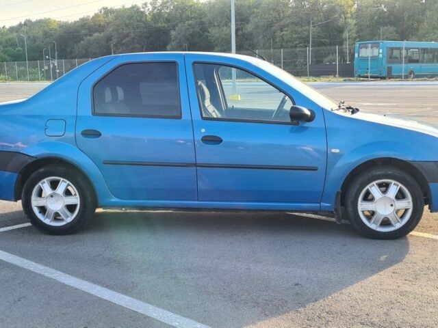 Синий Дачия Логан, объемом двигателя 1.6 л и пробегом 260 тыс. км за 3300 $, фото 3 на Automoto.ua