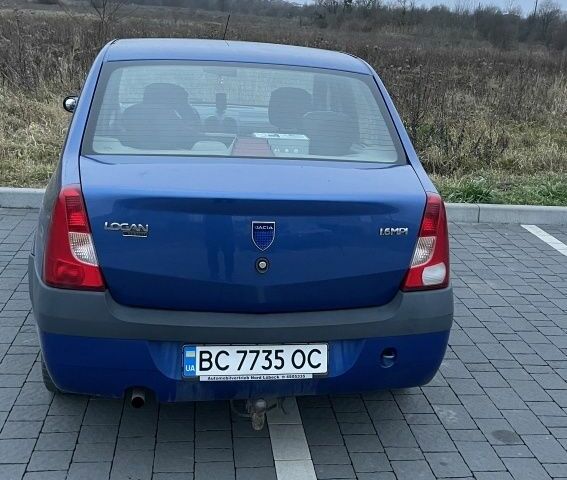 Синий Дачия Логан, объемом двигателя 1.6 л и пробегом 272 тыс. км за 2900 $, фото 1 на Automoto.ua