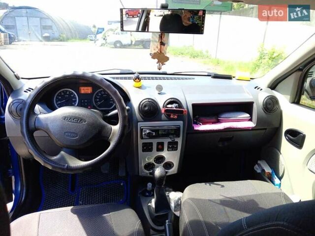 Синий Дачия Логан, объемом двигателя 1.39 л и пробегом 283 тыс. км за 2755 $, фото 10 на Automoto.ua
