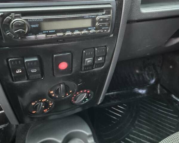 Синий Дачия Логан, объемом двигателя 1.4 л и пробегом 259 тыс. км за 2300 $, фото 6 на Automoto.ua