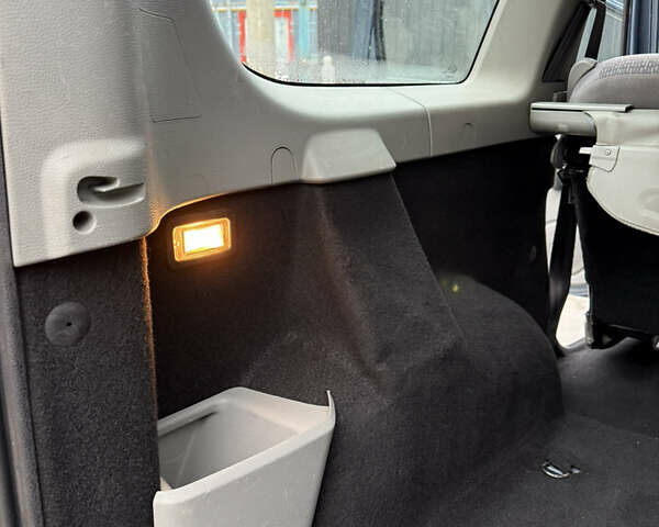 Синій Дачія Logan, об'ємом двигуна 1.6 л та пробігом 157 тис. км за 5250 $, фото 74 на Automoto.ua