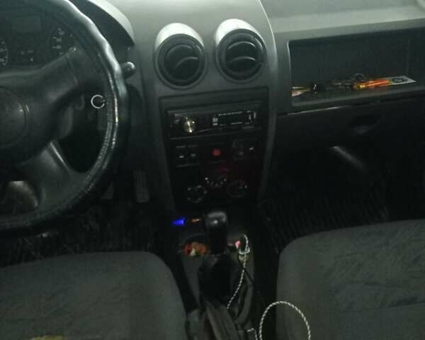 Синий Дачия Логан, объемом двигателя 1.4 л и пробегом 498 тыс. км за 2200 $, фото 10 на Automoto.ua