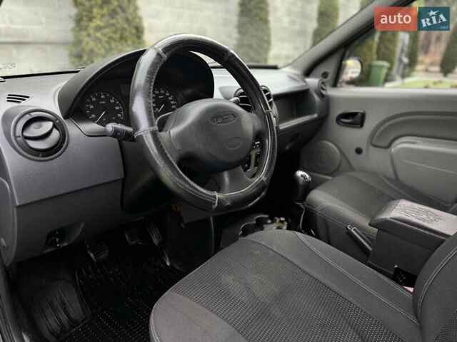 Синий Дачия Логан, объемом двигателя 1.46 л и пробегом 350 тыс. км за 2899 $, фото 6 на Automoto.ua